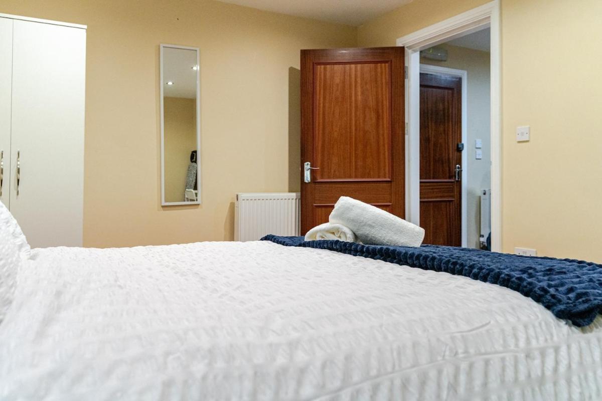 Cozy Flat In Walsall Town Centre Εξωτερικό φωτογραφία