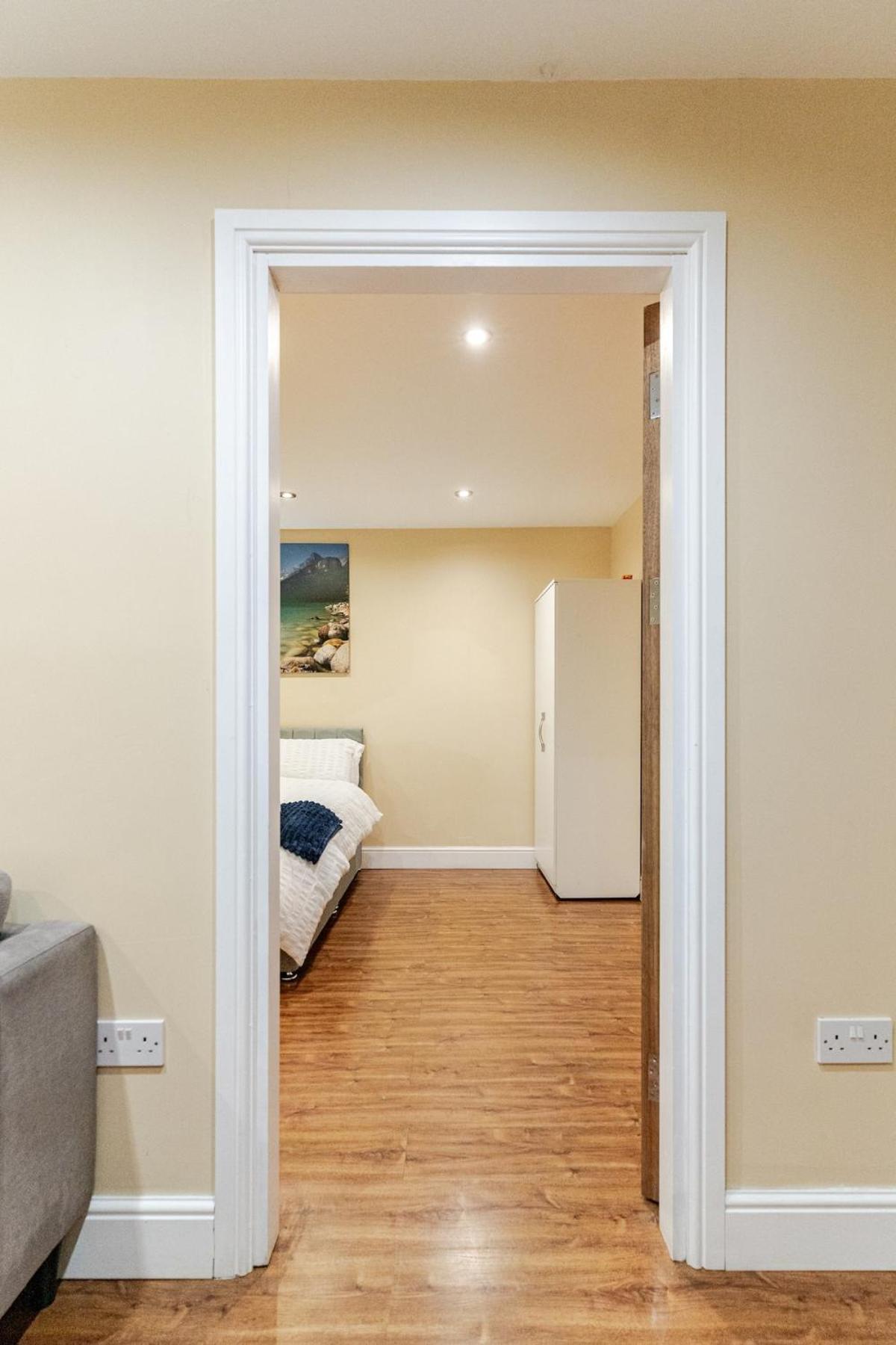 Cozy Flat In Walsall Town Centre Εξωτερικό φωτογραφία