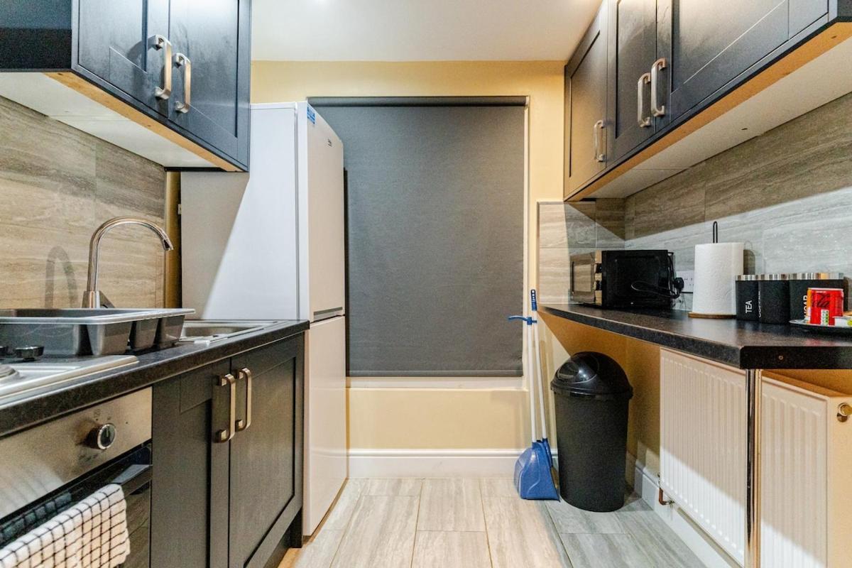 Cozy Flat In Walsall Town Centre Εξωτερικό φωτογραφία